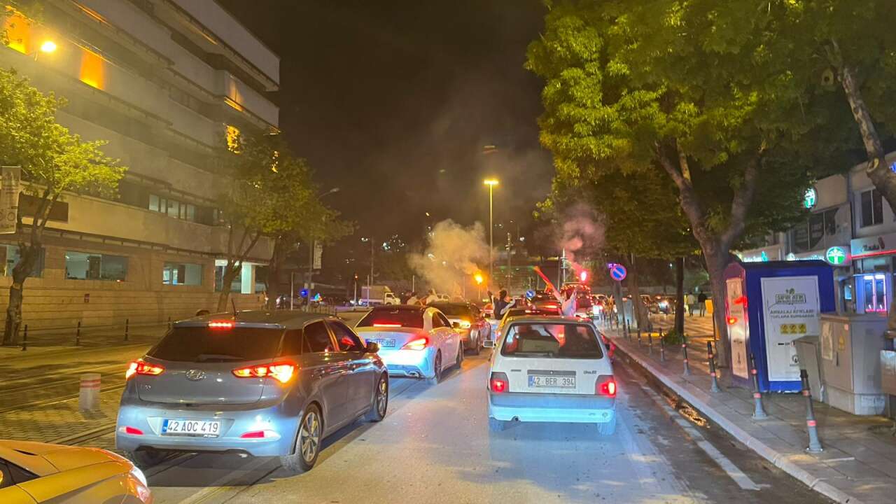 Galatasaray şampiyon oldu, Konya’da taraftarlar sokağa döküldü 15